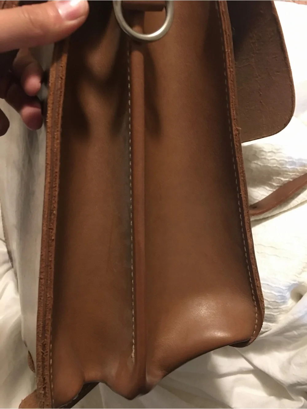 Men's Classic Tan Leather Briefcase with Adjustable Strap
